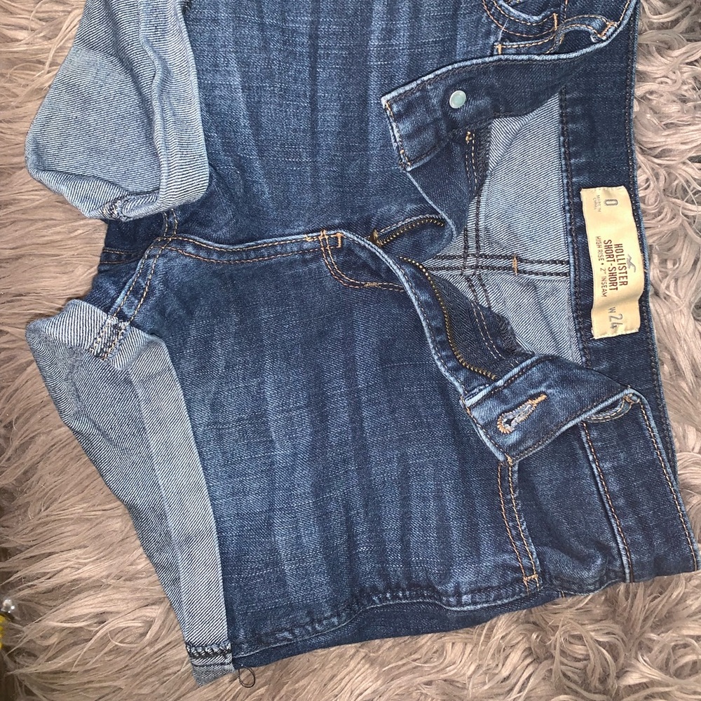Hollister High Rise Shorts! 🤩